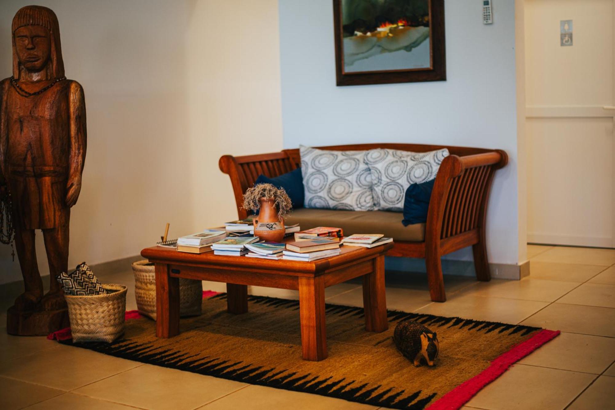 Irova Apart Hotel Posadas Eksteriør billede