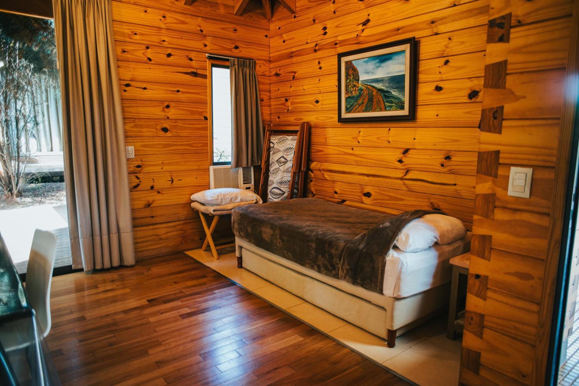 Irova Apart Hotel Posadas Eksteriør billede