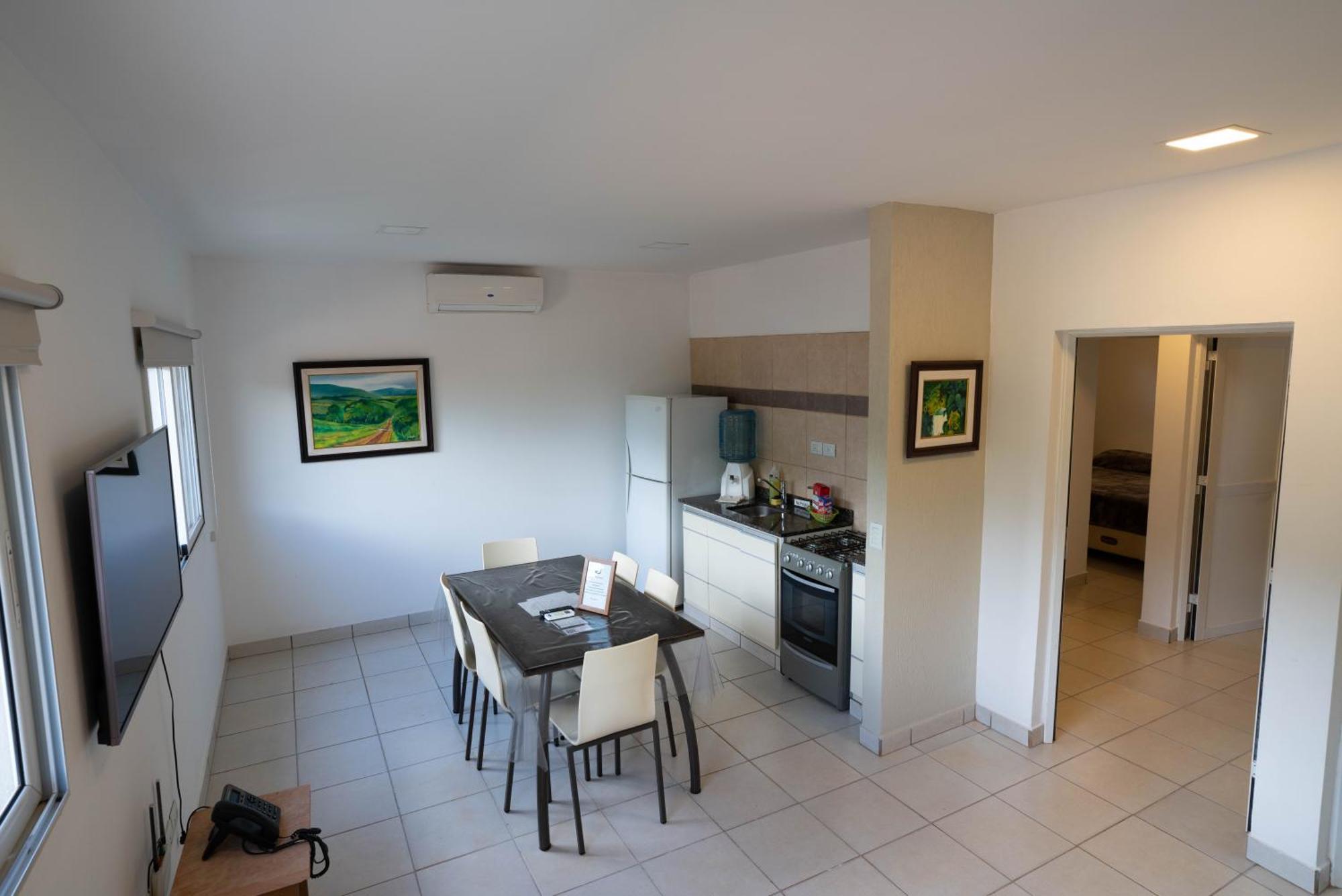 Irova Apart Hotel Posadas Eksteriør billede