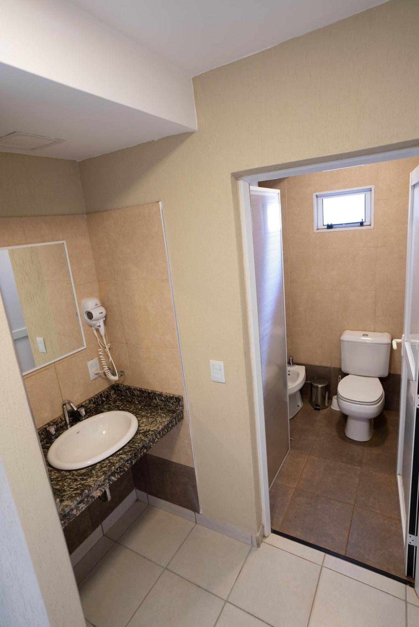 Irova Apart Hotel Posadas Eksteriør billede